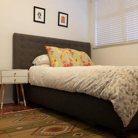 World Travellers Eclectic Apartment Кейптаун Екстериор снимка