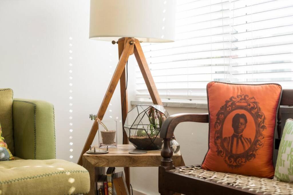 World Travellers Eclectic Apartment Кейптаун Екстериор снимка